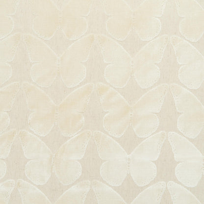 The Coleous Fabric in Ivory || Close Up