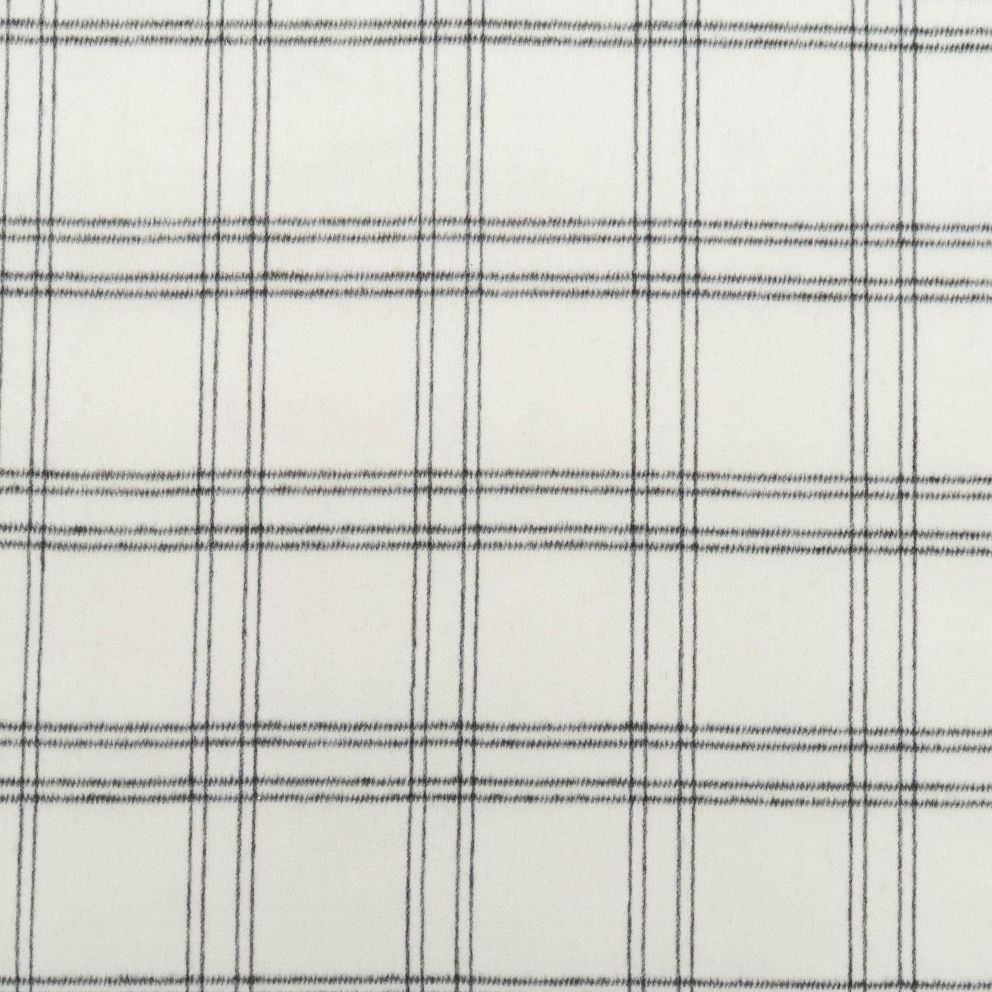 The Pearl Street Plaid Fabric in Flatiron || Close Up