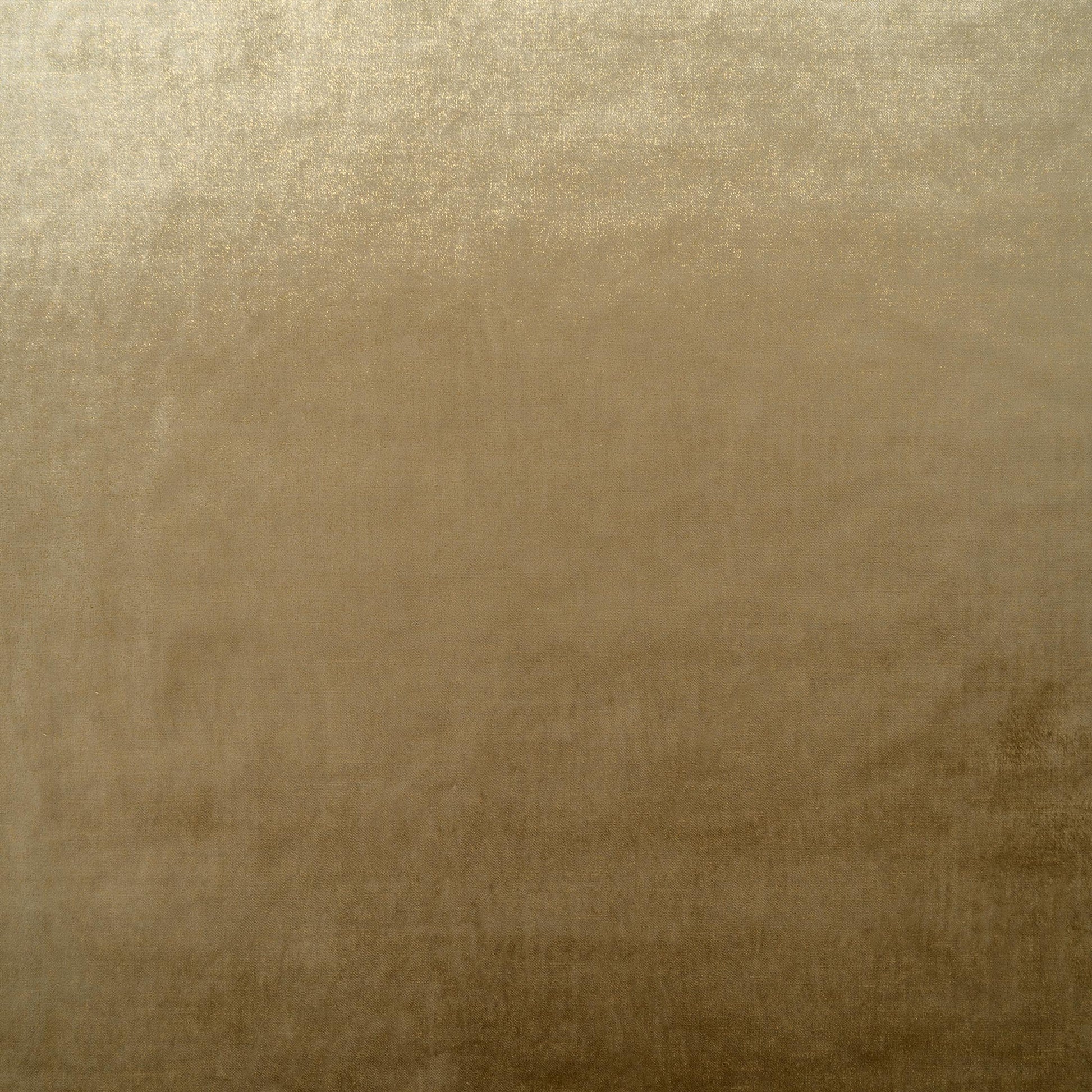 The Shock Velvet Fabric in Pecan || Close Up