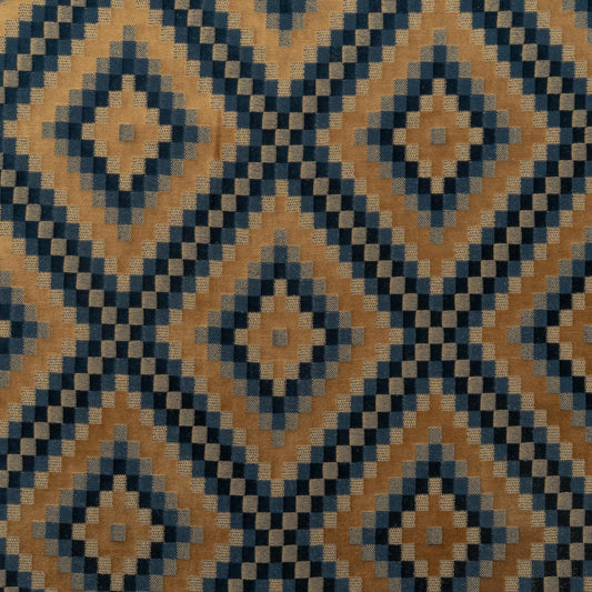 The Throne Velvet Fabric in Landman || Close Up