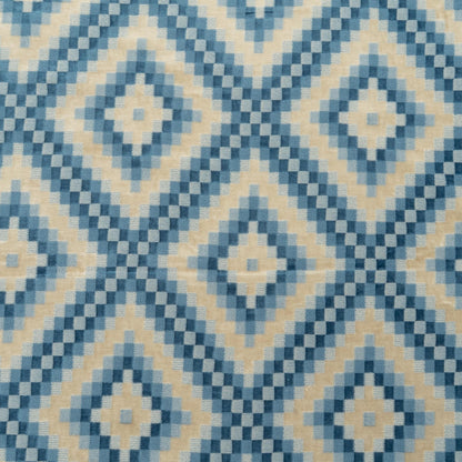 The Throne Velvet Fabric in Riverun || Close Up